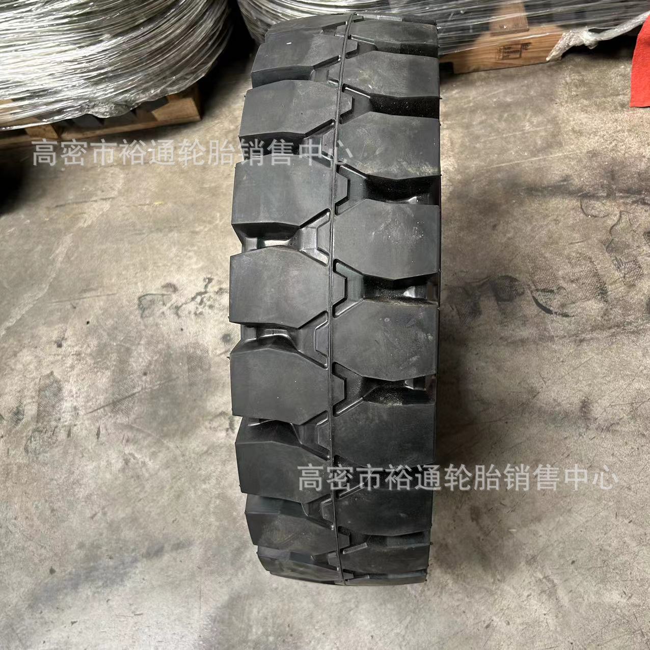 叉车实心轮胎7.00-7.50-15-16 工程工具车压路机轮胎8.25-15-16