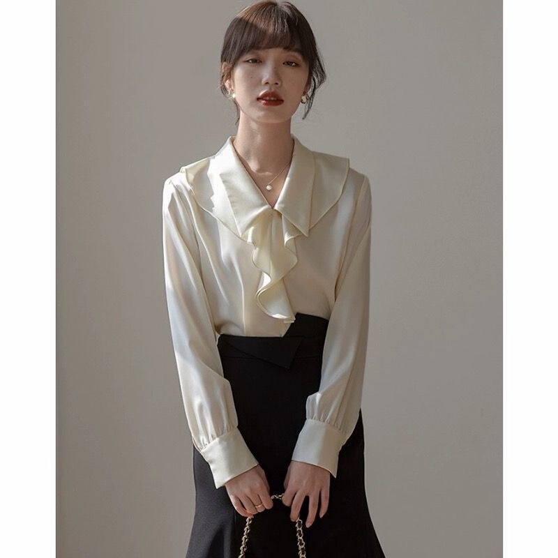 Real Shot of the New Autumn Collection: Ruffled Satin Blouse for Women, High-End Niche French Style, Professional and Elegant Workwear Top for Women Real Shot of the New Autumn Collection: Ruffled Satin Blouse for Women, High-End Niche French Style, Professional and Elegant Workwear Top for Women