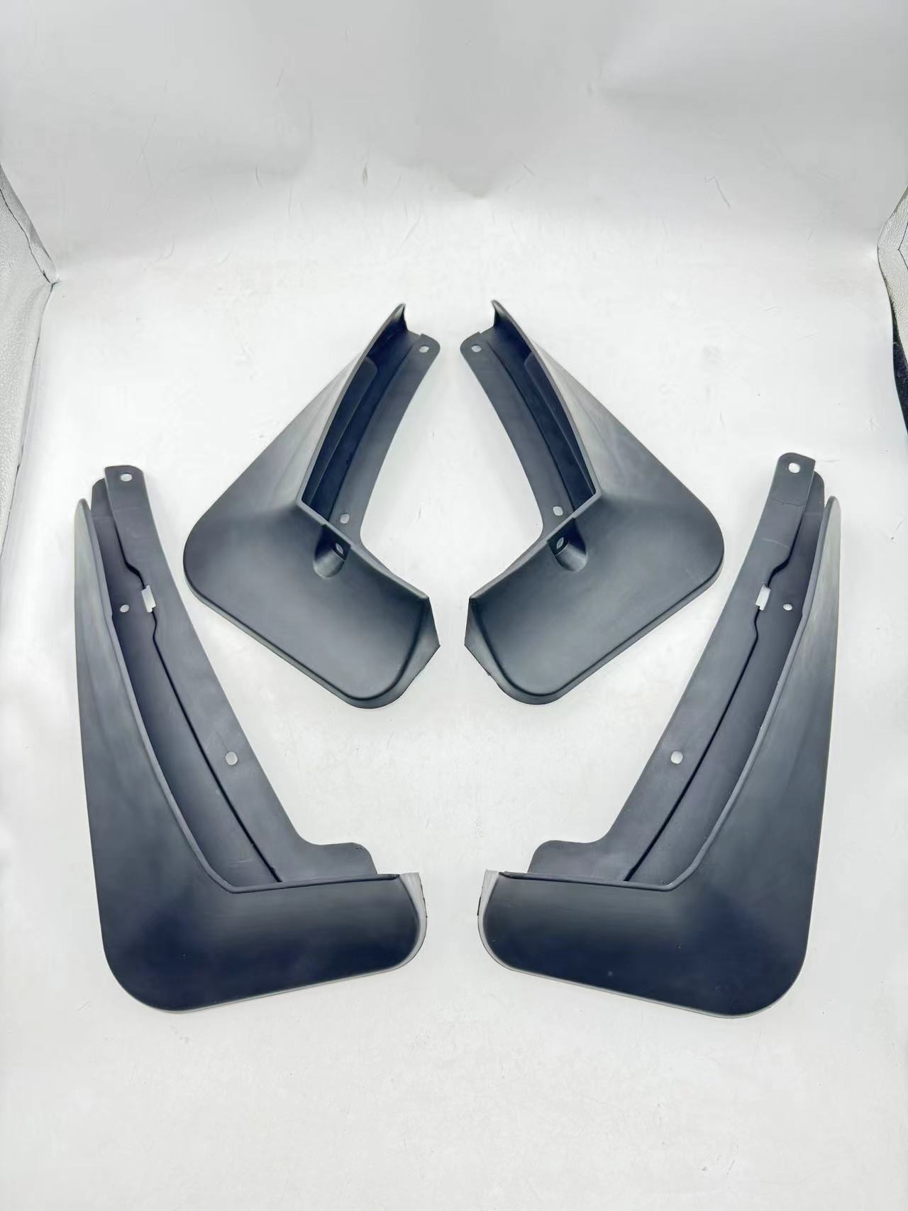 Comercio exterior transfronterizo aplicable a Cadillac Cadillac XT5 2025 automóvil para la modificación transfronterizo de piel