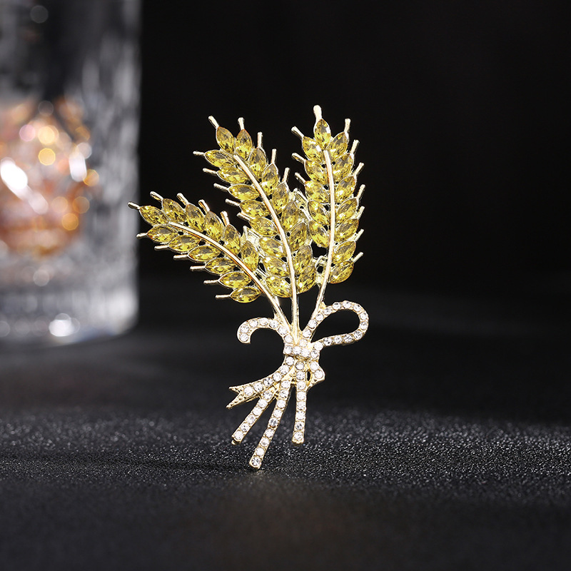 Spilla a spiga di grano per donna elegante accessorio per colletto_voghion.com