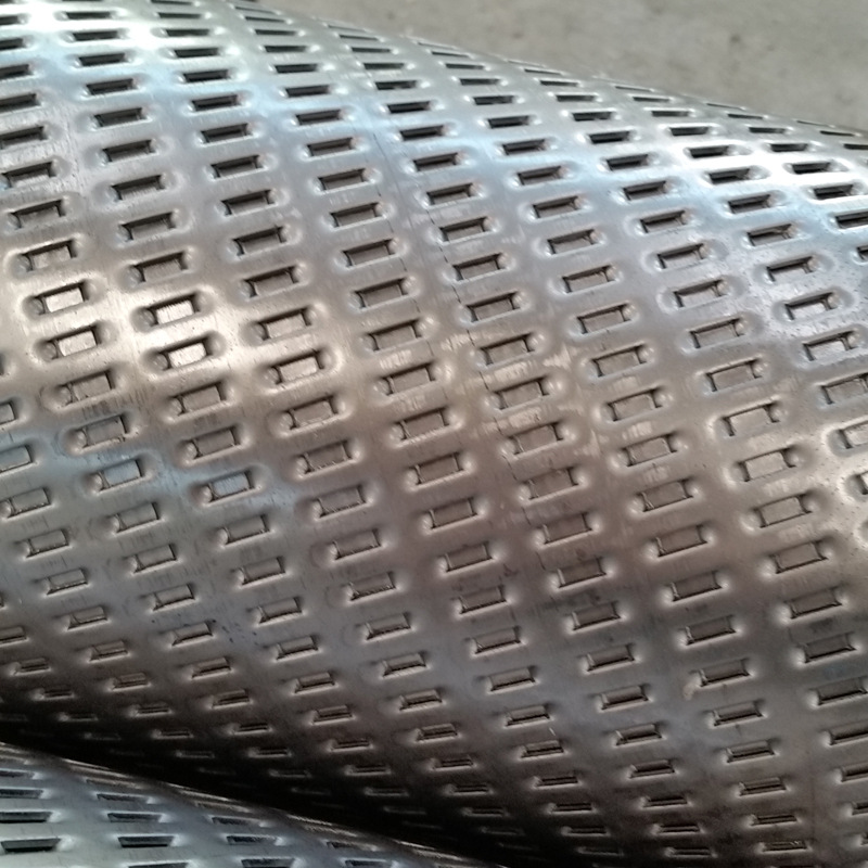 不锈钢螺旋过滤冲孔管多孔管冲孔板滤筒冲孔骨架金属网筒滤芯骨架