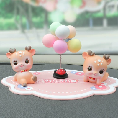 Car ornaments, Cute Animal Cartoon Doll Car - brown-cd-balloon-momo-duck-powder-pad