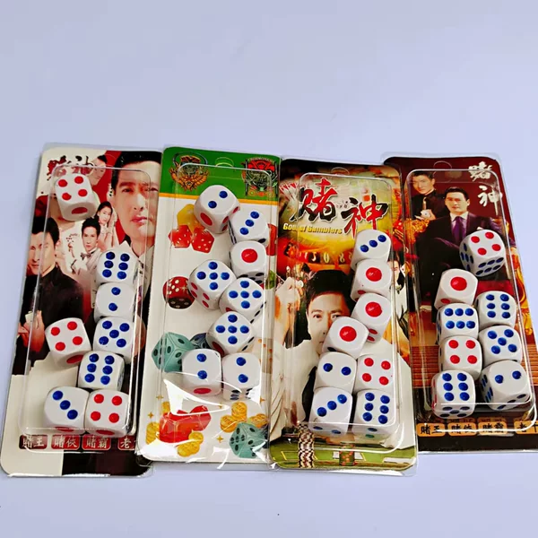 2 yuan store multiple plastic white dice boxed 8 tablets a pack nightclub bar KTV entertainment supplies dice wholesale