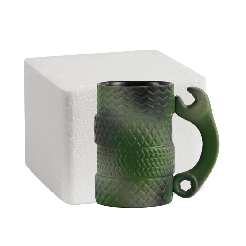 Taza creativa Taza de agua de cerámica de gran capacidad Taza nueva exótica Taza de neumáticos de cerámica Venta al por mayor Suministro exclusivo transfronterizo