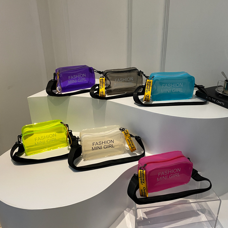 Summer New PVC Jelly Transparent Shoulder Bag Personalized Fashionable Girls Original Ins Waterproof Crossbody Small Square Bag Summer New PVC Jelly Transparent Shoulder Bag Personalized Fashionable Girls Original Ins Waterproof Crossbody Small Square Bag
