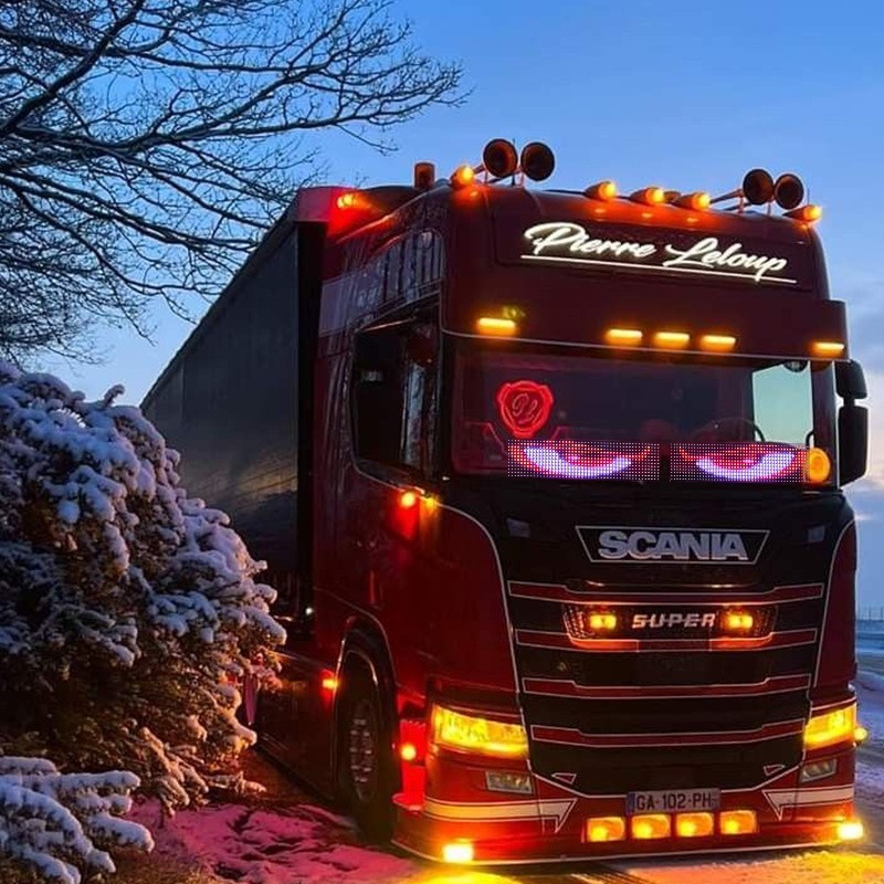国境を越えた新しい悪魔の目 LED フレキシブルスクリーン車内ライトトラック窓装飾ライトパーソナライズされたユニバーサル|undefined