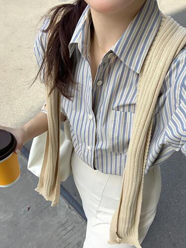 Korean retro blue striped shirt, female niche design casual shirt, summer new shirt and coat