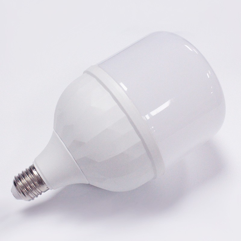 lámpara de aluminio de plástico LED doméstica E27 tornillo de ahorro de energía iluminación super brillante de alta potencia fábrica almacén lámpara de lámpara de luz blanca