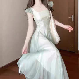 桔梗法式小飞袖连衣裙女夏季新款海边度假温柔风小清新气质长裙子