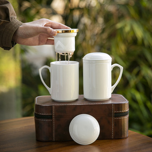 德化白瓷办公杯陶瓷杯带盖子带过滤居家办公创意简约水杯茶水分离-阿里巴巴