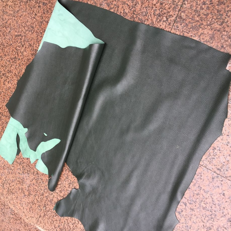 加厚头层压摔牛皮 头层牛皮 皮革 皮料 牛皮面料 荔枝纹 墨绿色