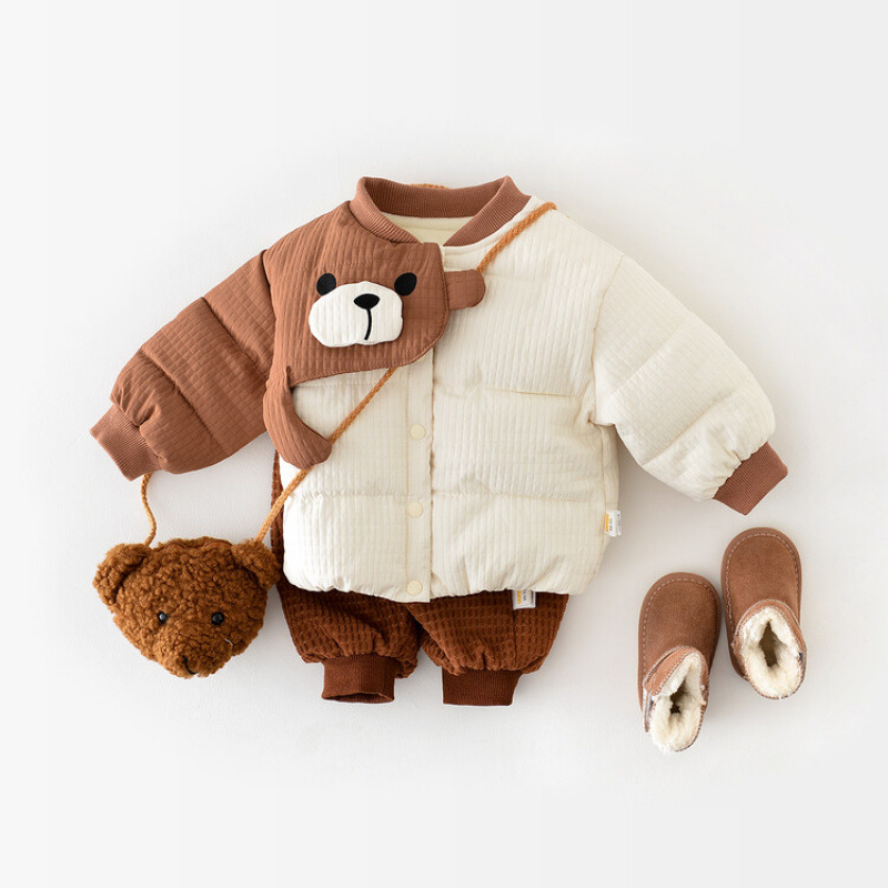 新款冬季宝宝保暖套装男女童可爱咖熊拼色加厚棉衣外出服