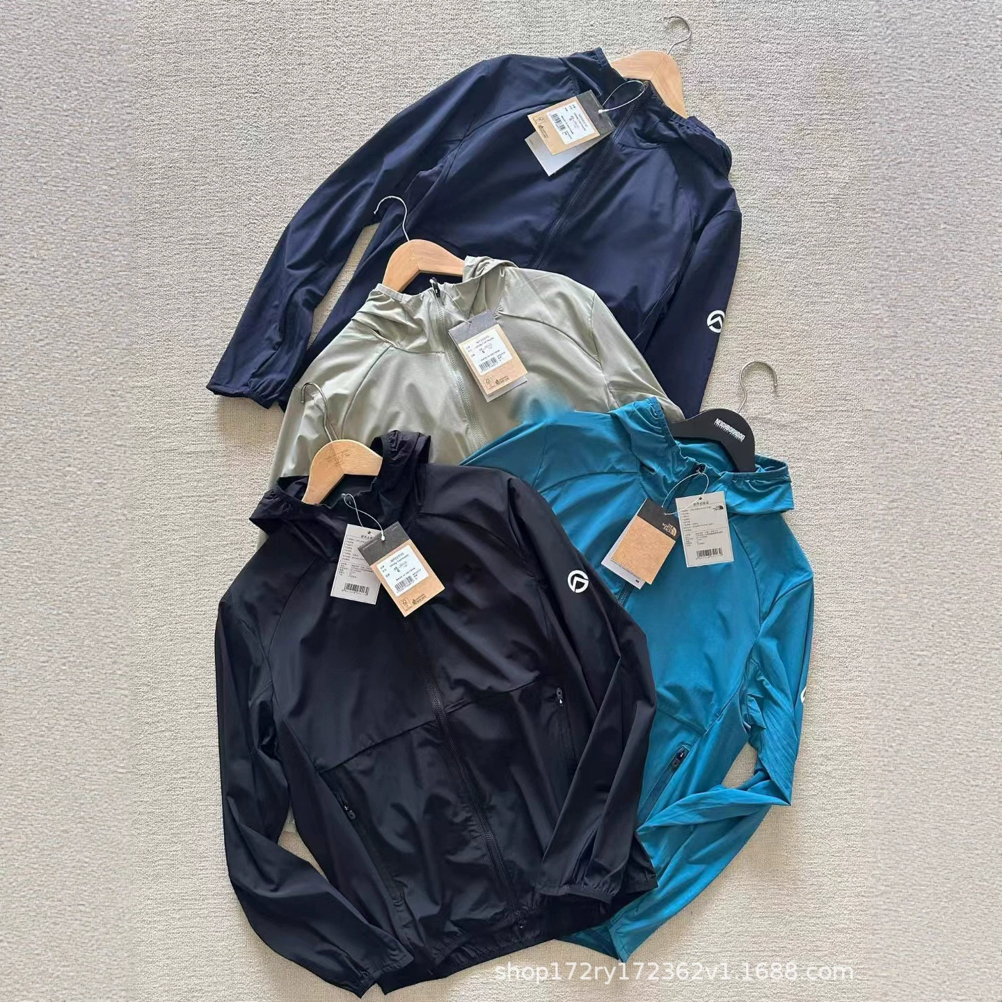 2025 мужская и женская пара стильная солнцезащитная одежда с капюшоном ультратонкая дышащая уличная солнцезащитная одежда рыбалка солнцезащитная одежда Beijiafa