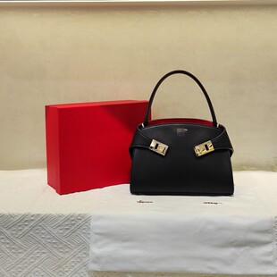 �羳Ů�����ٴ��Ҹ�³���F��HUG BAGͬ���p��ײɫ��Ʒ�|����б