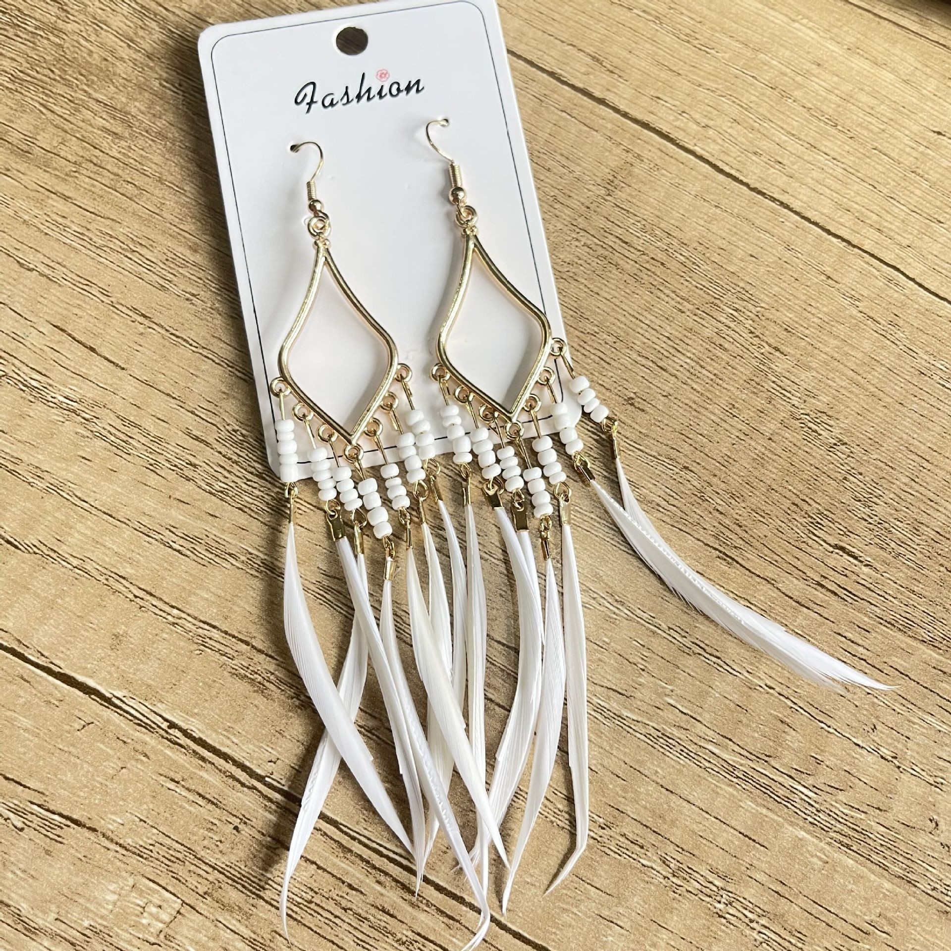【C-4】(White)