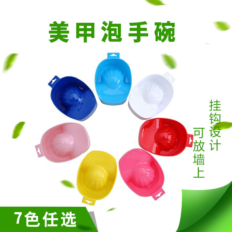 Exfoliating softener for manicure