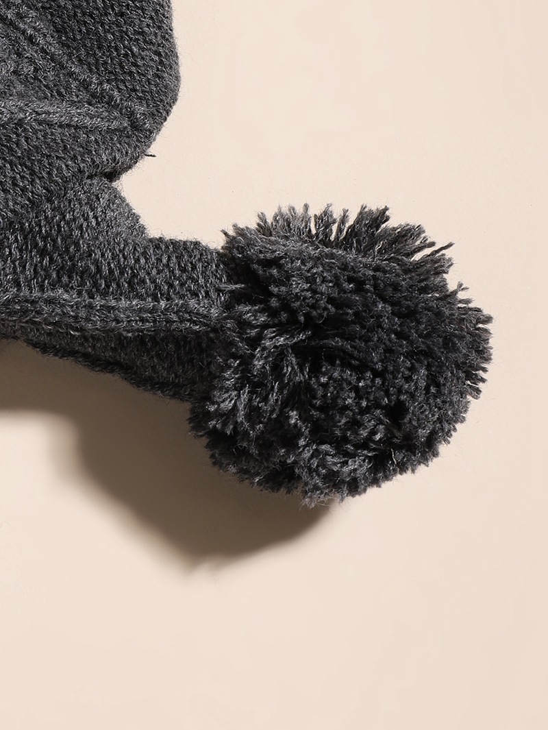 Conjunto de bufanda y gorro multicolor con diseño de copos de nieve y triángulos a cuadros para perro mascota de Navidad_voghion.com