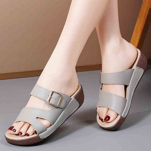 Pu Medium Heel (3-5cm) Wedge Rubber Slippers