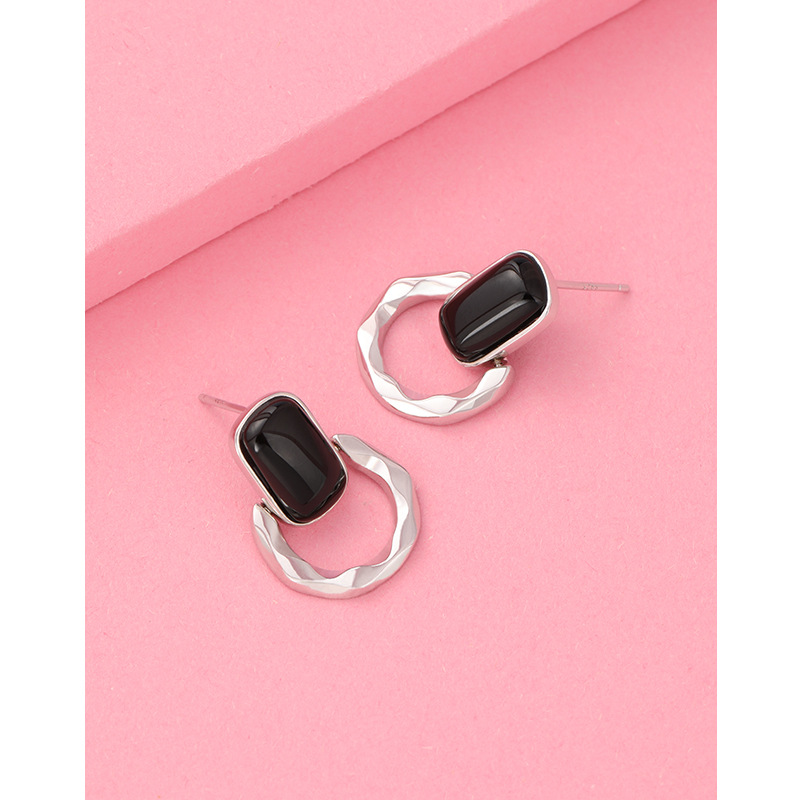 925 plata esterlina pendientes de ágata negro para mujeres lujo ligero nicho 2024 nuevos auriculares de temperamento simple pernos de alta calidad