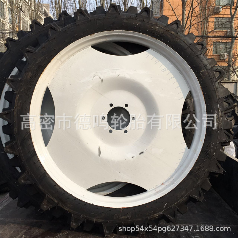 Tractor modificado máquina de pulverización de neumáticos de pulverización neumático de coche 500-32/36/38/42