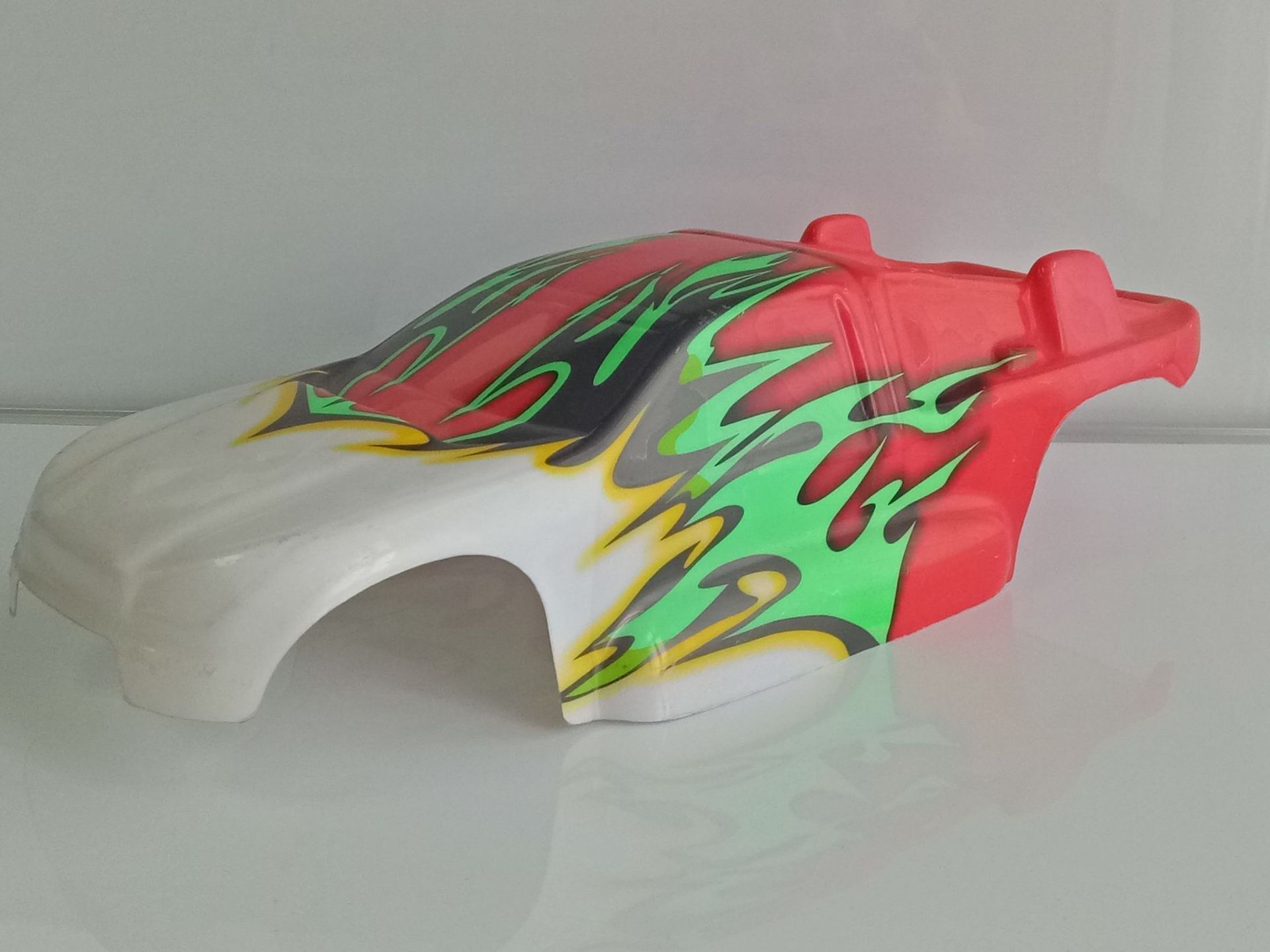 PC玩具车面 PC吸塑车壳 PC吸塑车面 PC遥控车壳 PC遥控车面