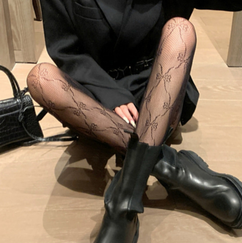 작은 나비 블랙