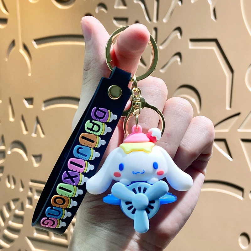 Llavero de dibujos animados de Sanrio con diseño de perro de orejas grandes, colgante, adorno de llavero de Kuromi, artículos pequeños, pequeño regalo