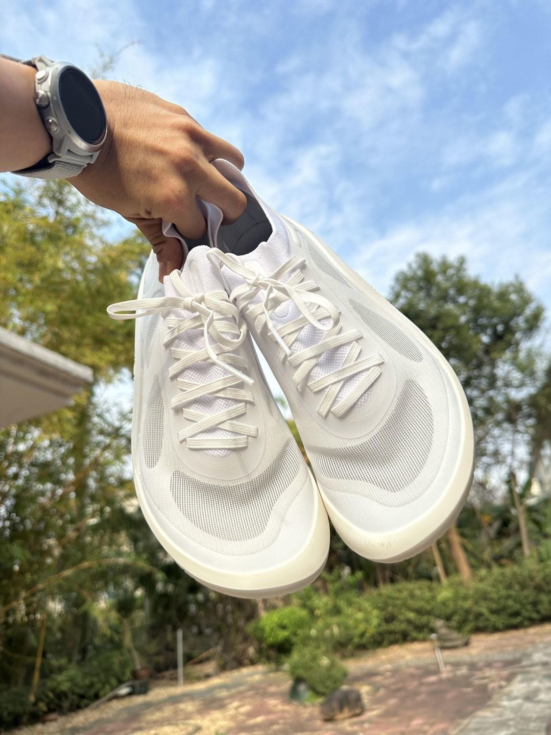 2026 New Versatile Lightweight Trendy Men's Barefoot Outdoor Hiking Soft Sole Breathable Non-Slip Casual Shoes_vogvips.com
