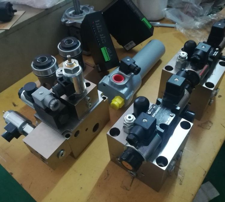 DUPLOMATIC 迪普马 电磁球阀，开关阀 MDS3-S1/10N-D24K1/F