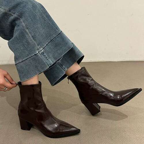 Korean Women's High Heel Short Boots 2025 Autumn/Winter Thick Heel Slim Pointy Toe British Style Windproof Mid-Calf Slim Martin Boots