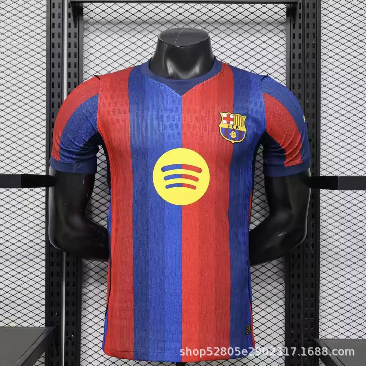 2627 barcelona home court / S