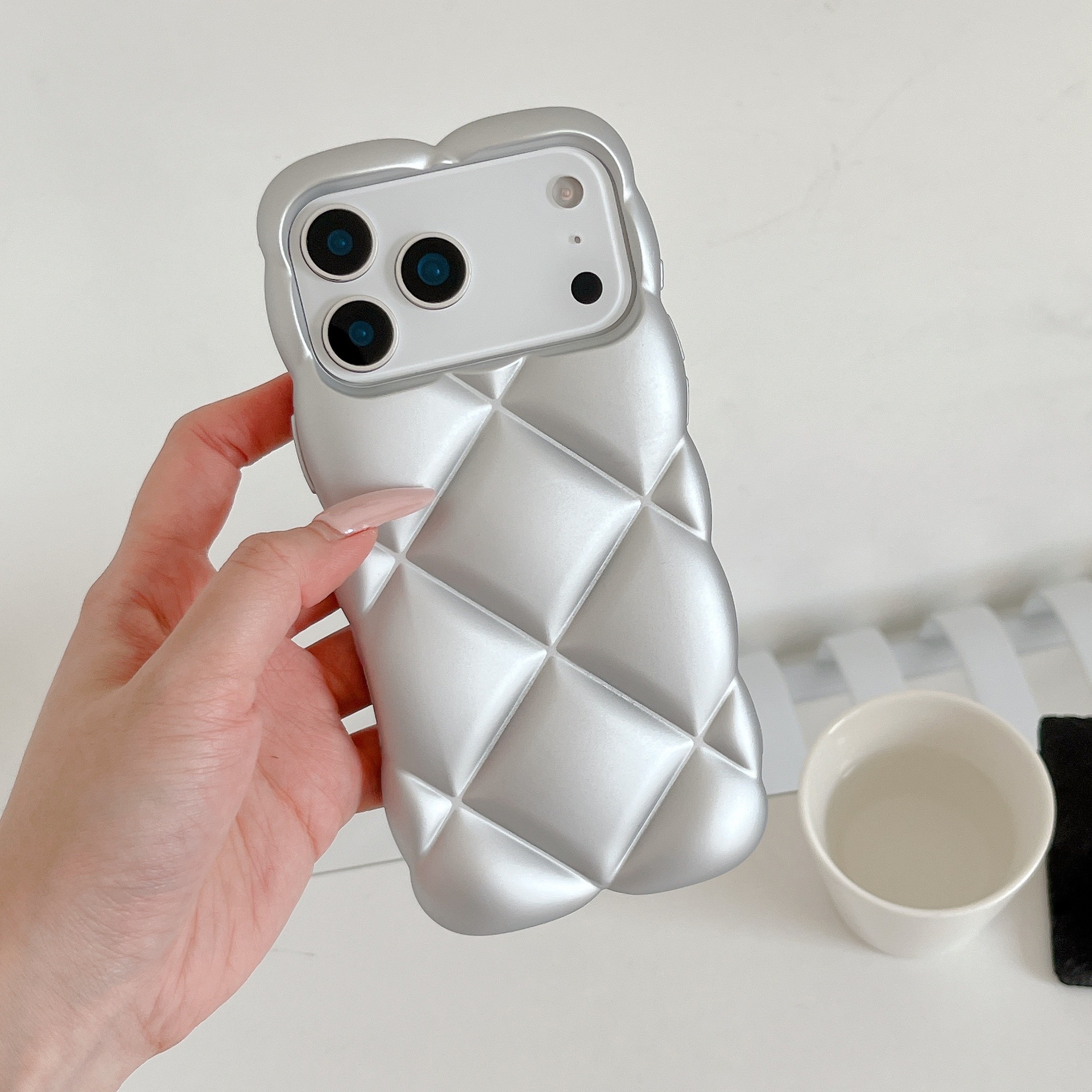 63306517-7206-44A7-A0E5-E9FFD3