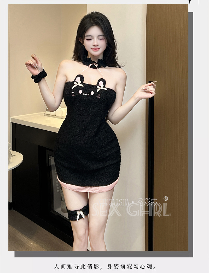 Cat Costume Lingerie Set with Plush Tube Top Dress, Hip-Hugging Mini Skirt and Headpiece — detail image 7