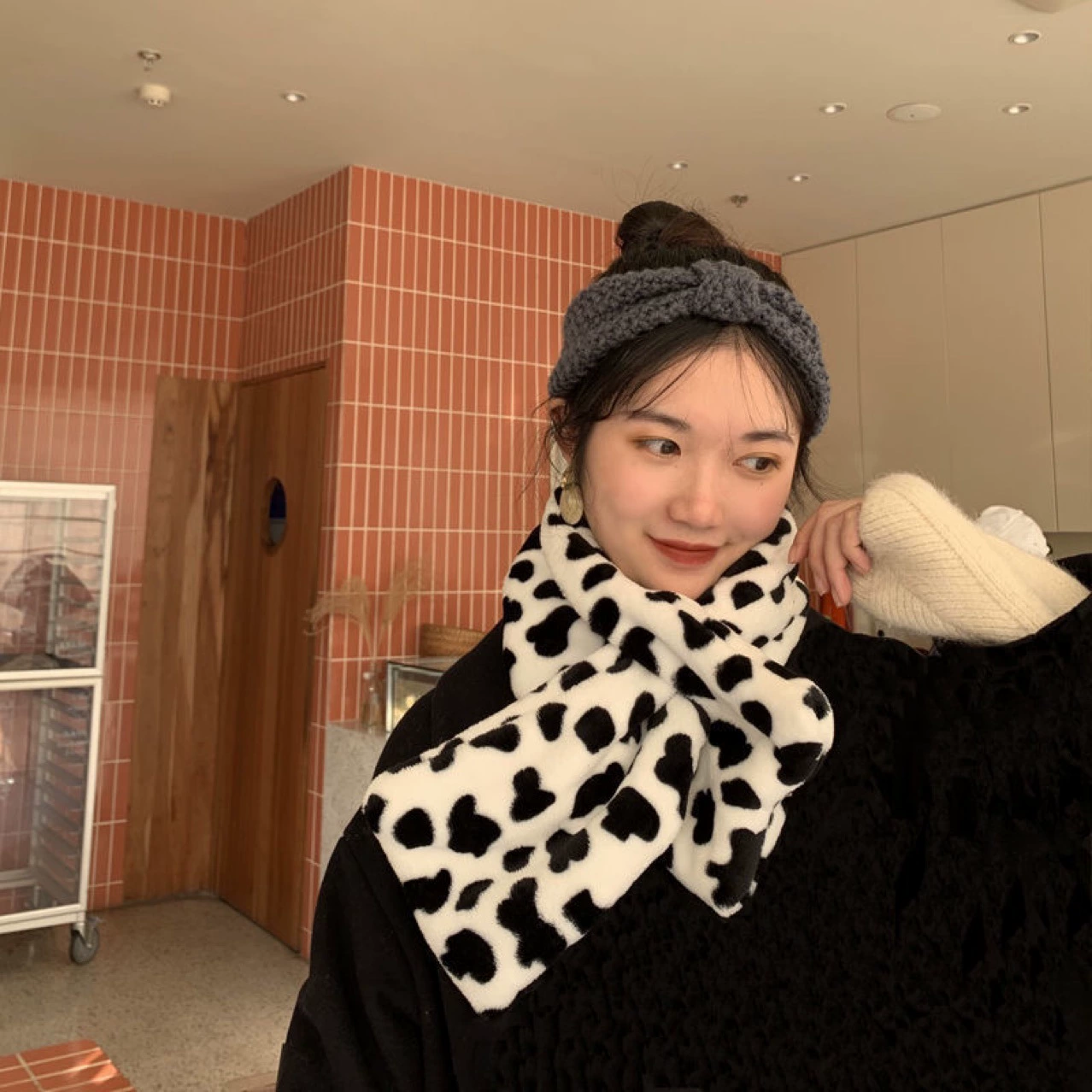 Зимний необходимый Милый Плюшевый Корова шарф Корейская версия ins студенты черно-белые пятна Джокер теплый шарф женский