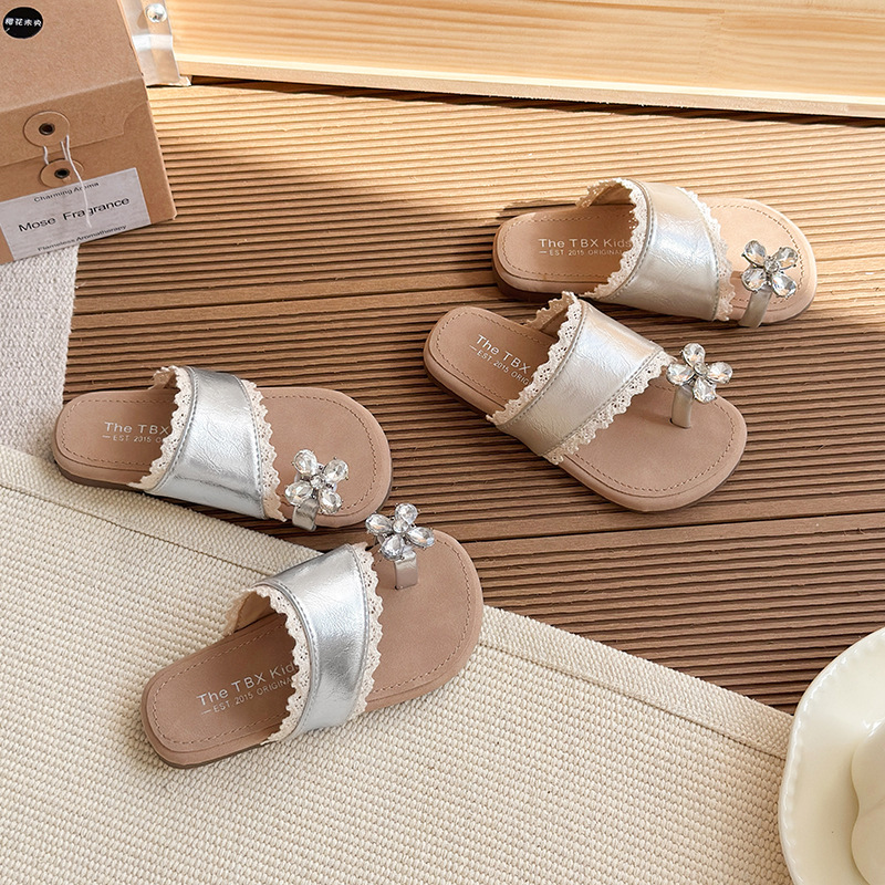 Ins French Rhinestone Slippers 2026 Summer New Style Korean Style Girls' Lace Edge Toe Princess Shoes Beach Sandals