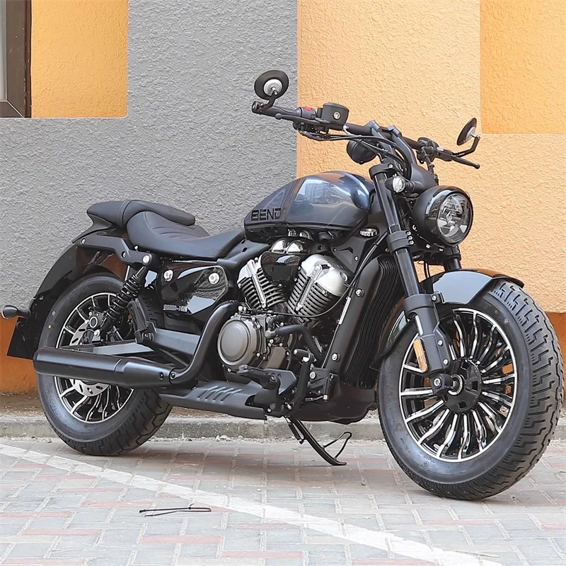 Круизёр Penta Holleystone 250 Prince V — V‑образный двухцилиндровый, с водяным охлаждением, 250 см³