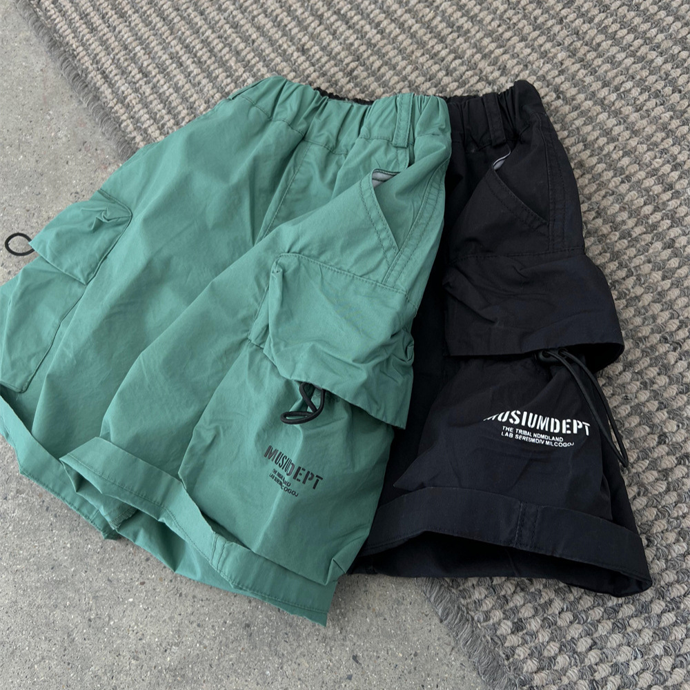 Sommerbørns amerikansk stil store lommer tynde arbejdsshorts til mænd og kvinder, løse snøreshorts, street glatte bukser_voghion.com