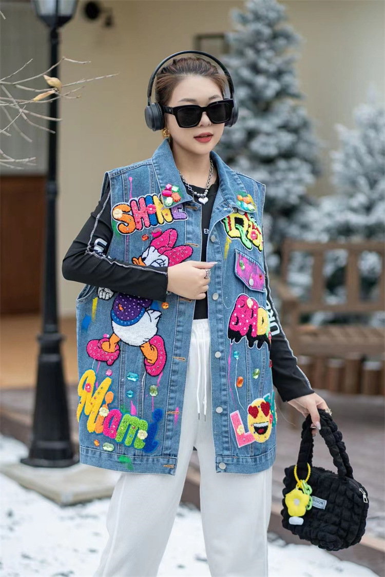 Tailandia moda marca 2024 primavera nueva industria pesada diamante con cuentas de dibujos animados Denim coat mujeres diseño sentido chaleco superior image 4