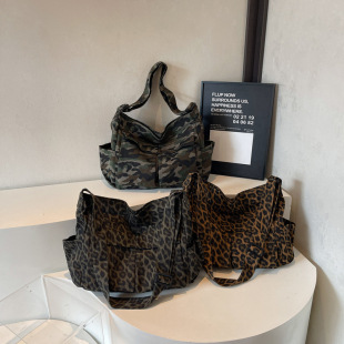 ���b�Lб���Ů���y�����������Բʆμ��Ů�������W�����e���ذ�