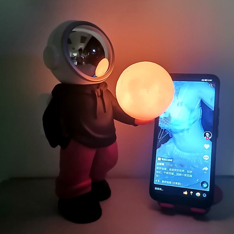新しい宇宙飛行士ワイヤレス Bluetooth スピーカーナイトライトミニポータブル小型デスクトップスピーカー誕生日ギフトの装飾品|undefined