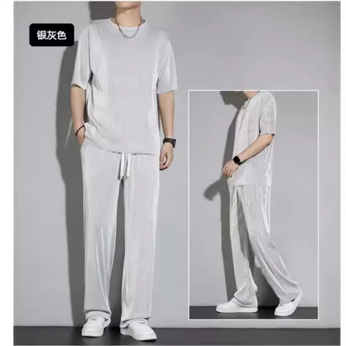 Traje deportivo de seda de hielo pantalones de hombre verano fino 2023 nueva moda suelta drapeado pantalones casuales transpirables para hombres