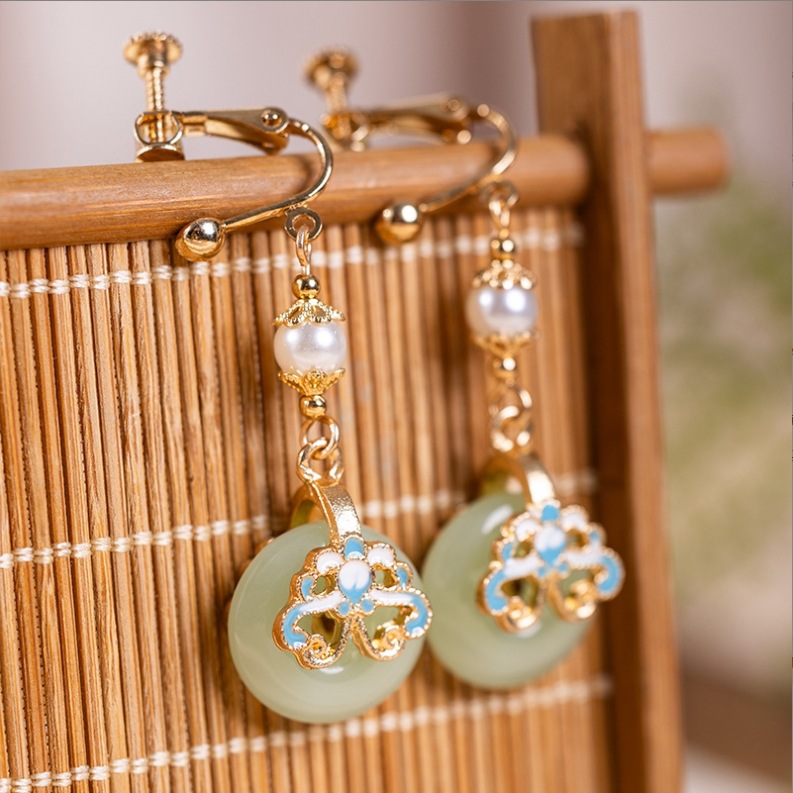 Jia Niang estilo antiguo nuevo estilo chino cheongsam pendientes retro de alta sensación gancho de orejas accesorios de ropa china pendientes de hebilla de seguridad