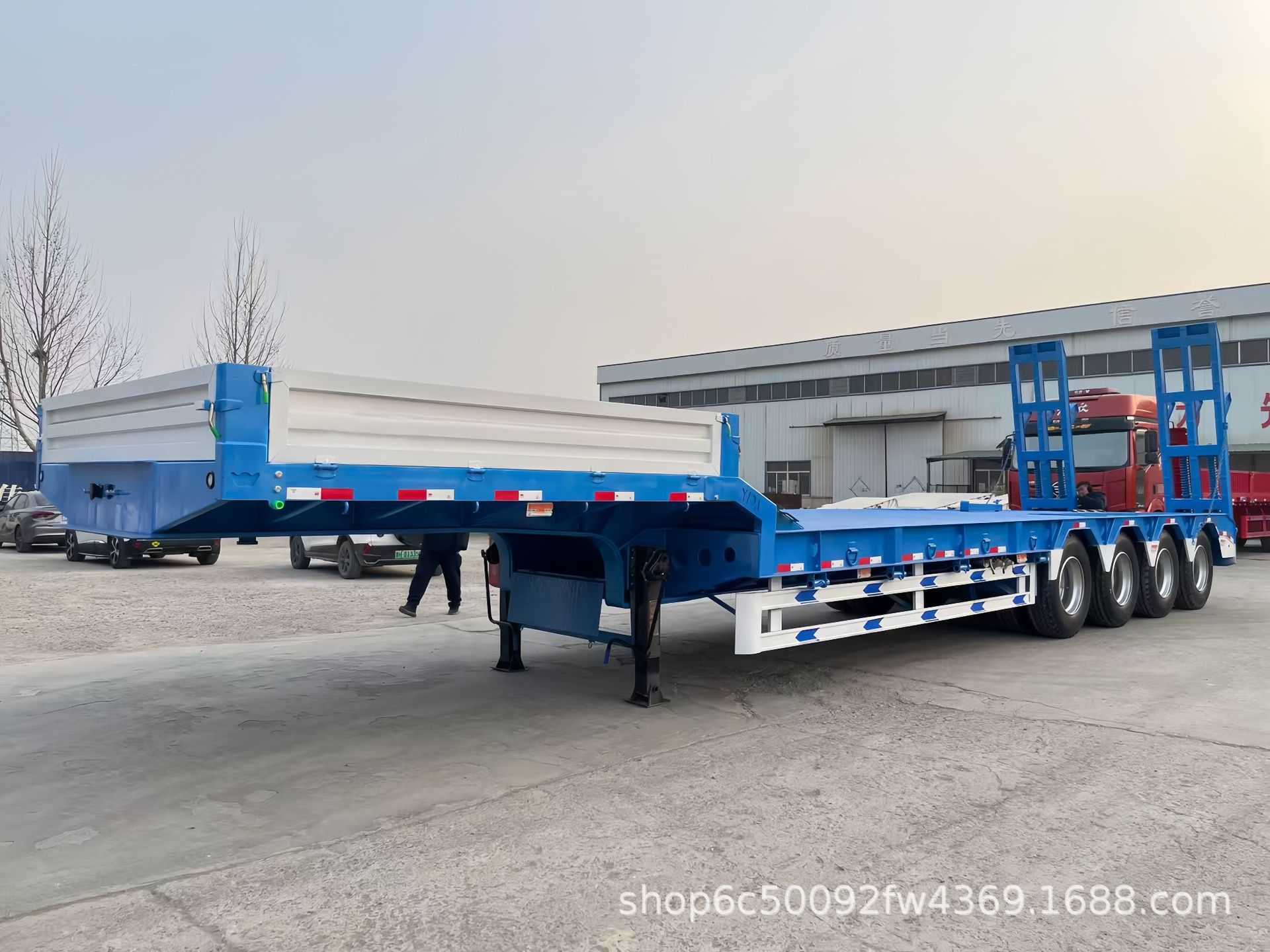 17m Multi-Axis Lowbed Trailer for Large Equipment Transport, Transport of Excavators and Loaders, Heavy Construction Machinery
