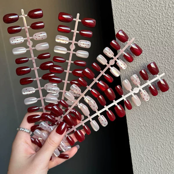 New Year Red Wearable Short Nails with Dazzling Cat Eye Glass Beads, Stylish Ins-Style French Polka Dot Nail Art, 30 Nail Strips