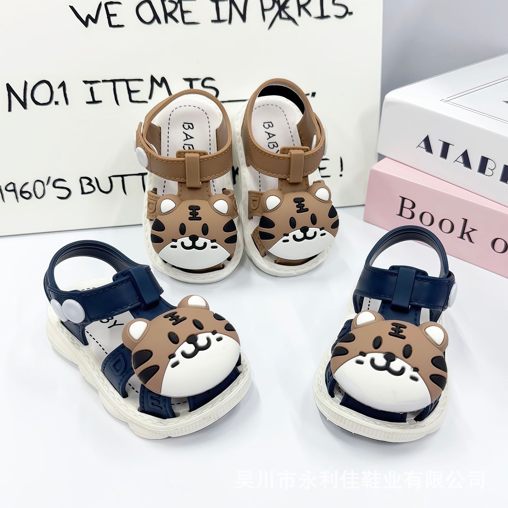Zapatos de sandalias para niños de verano con suela suave para niños bebés bebés Baotou zapatos de fábrica de comercio exterior
