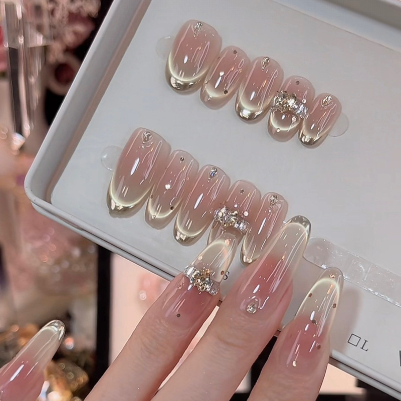 【Silver Mist Star】New Handmade Wearable Nails, Luxurious and High-End, Enhances Skin Tone, Wearable Nail Tips, 10-Piece Set 【Silver Mist Star】New Handmade Wearable Nails, Luxurious and High-End, Enhances Skin Tone, Wearable Nail Tips, 10-Piece Set