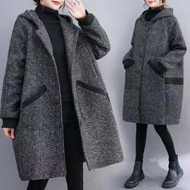 新款大码女装冬季韩版宽松茧型连帽大衣女中长款时尚加绒加厚外套