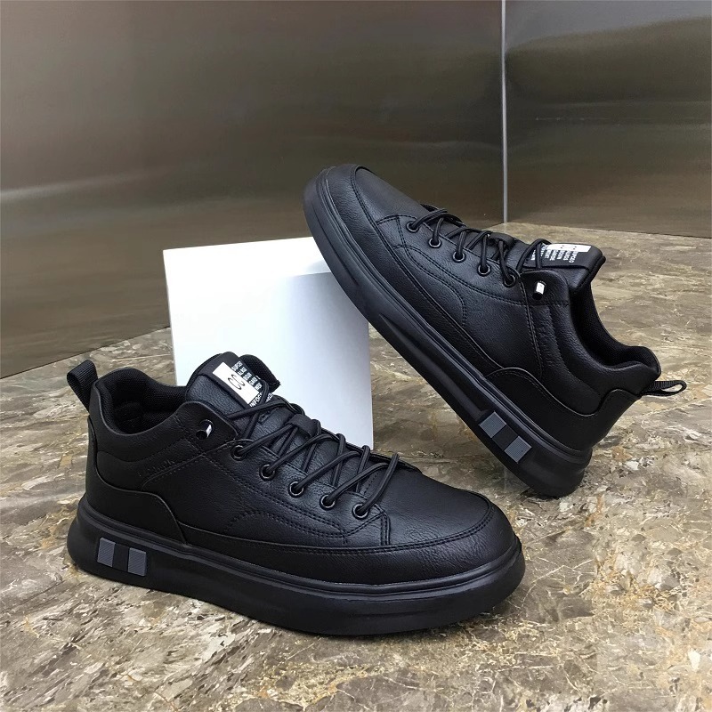 Shoes Men's 2024 New Spring Mid-top Black All-match Black Leather Shoes Instagram Style Trendy Men's Casual Board Shoes
