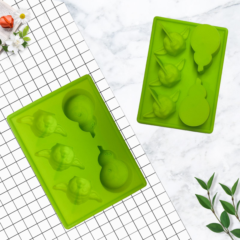 Green Yoda Silicone Ice Grid Household Five Grid Food Grade Silicone Mold Cartoon Ice Maker Tray Factory Wholesale