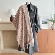 跨境新款仿羊绒提花民族风腰果花披肩外搭女旅游度假拍照围巾保暖